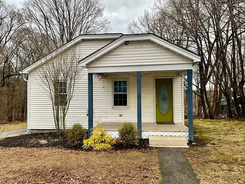 12 C St, Douglas, MA, 01516-3102 | Card Image