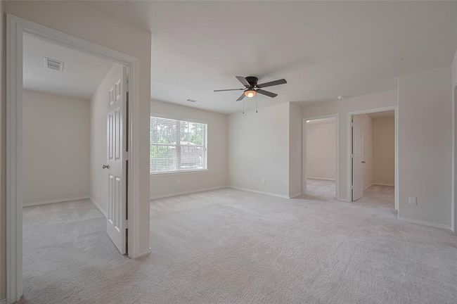 2011 Lost Timbers Dr, House other with 5 bedrooms, 3 bathrooms and 2 parking in Conroe TX | Image 12