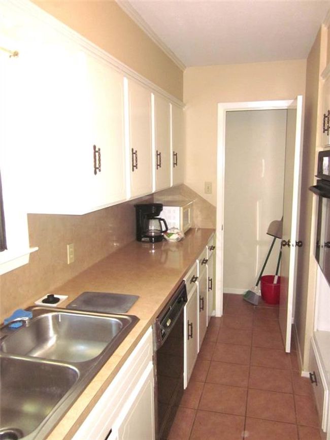 Kitchen was added to Apt A with full range/oven, refrigerator | Image 43