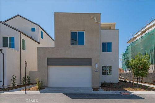 414 Treble, Irvine, CA, 92618 | Card Image