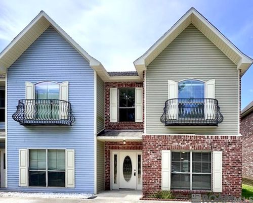 24117 Chateau De Chene Dr, Walker, LA, 70785-7242 | Card Image