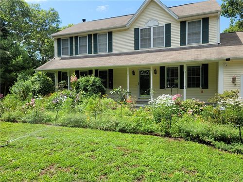 358 Shannock Rd, South Kingstown, RI, 02879-4748 | Card Image