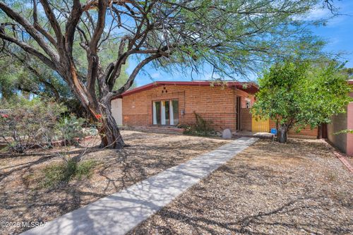 5338 E 2nd St, Tucson, AZ, 85711-1312 | Card Image