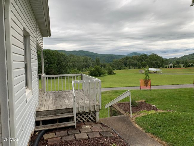 626 N Mohawk Dr, House other with 2 bedrooms, 1 bathrooms and null parking in Erwin TN | Image 7
