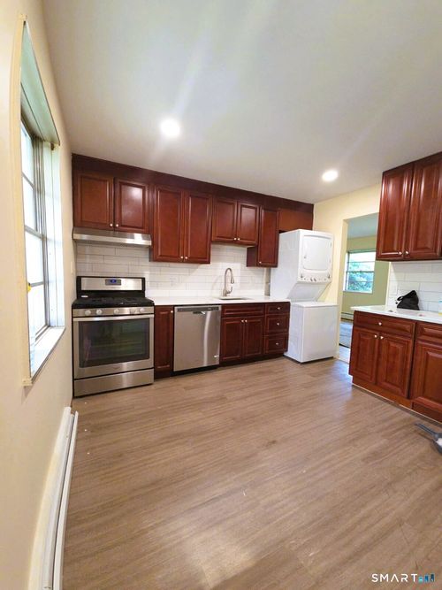 2-43 Fairview Dr, Danbury, CT, 06810-7648 | Card Image