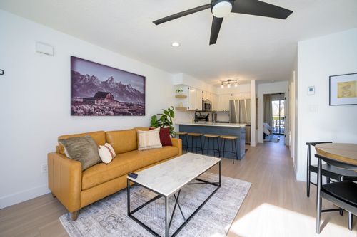 402-3615 N Wolf Lodge Dr, Eden, UT, 84310 | Card Image