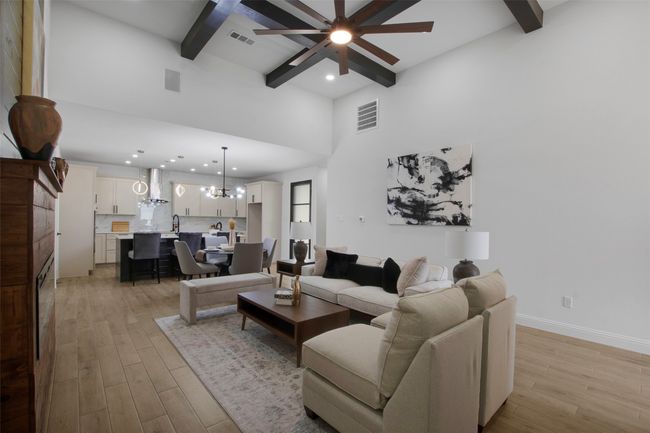 209 Pearl Harbor St, House other with 4 bedrooms, 3 bathrooms and null parking in Tool TX | Image 9