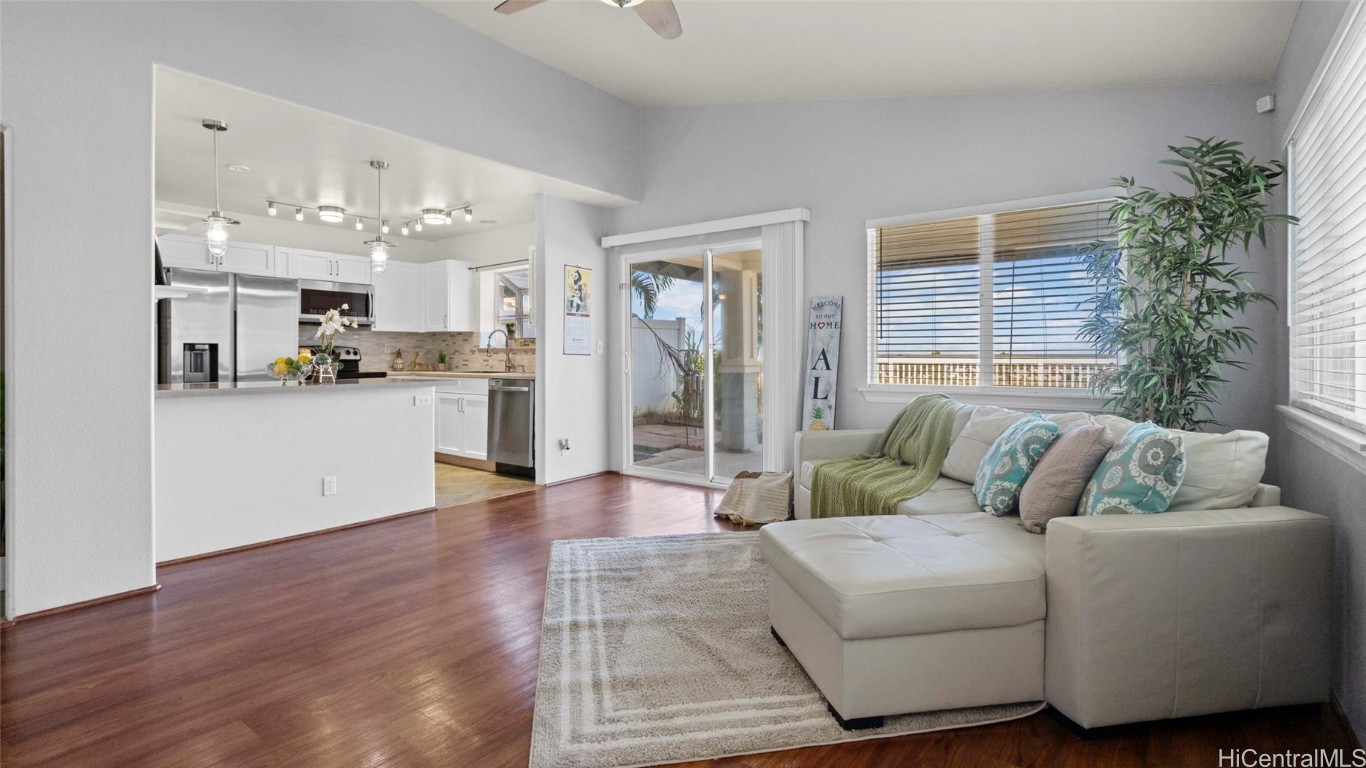 Anaha St, Waianae, HI 96792