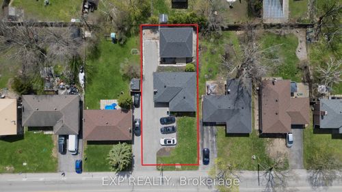 277 Grove St E, Barrie, ON, L4M2R2 | Card Image