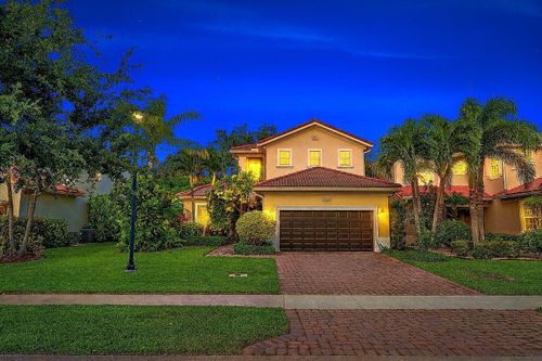 12157 Aviles Cir, Palm Beach Gardens, FL, 33418-8987 | Card Image
