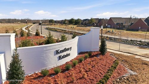 28 Littlecote Ln, Louisville, KY, 40245 | Card Image