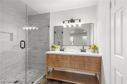 227-6500 W Lake Mead Blvd, Las Vegas, NV, 89108-7346 | Card Image