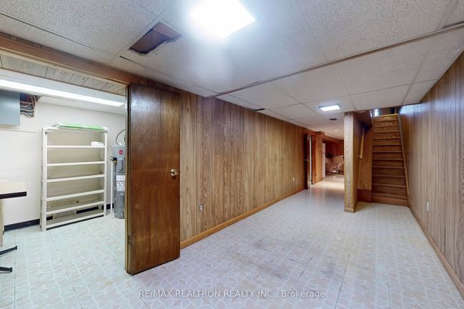 140 Lisgar St, House attached with 3 bedrooms, 2 bathrooms and null parking in Toronto ON | Image 18
