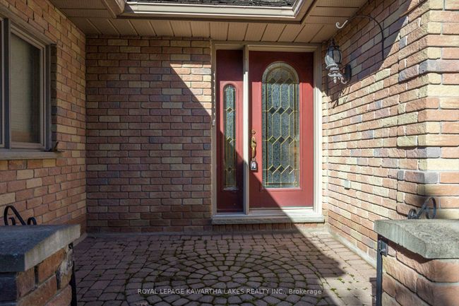 3 Squires Row, House other with 4 bedrooms, 3 bathrooms and 4 parking in Bobcaygeon ON | Image 4