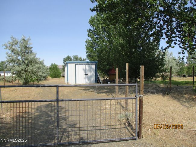 6210 Shell Ct, House other with 3 bedrooms, 2 bathrooms and 4 parking in Winnemucca NV | Image 4