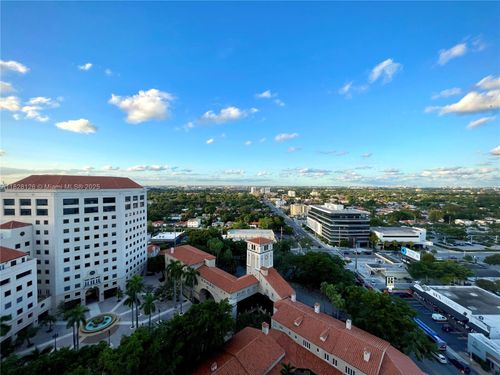 ph07-888 S Douglas Rd, Coral Gables, FL, 33134-7510 | Card Image