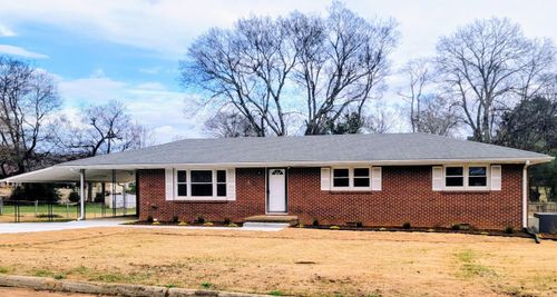 120 River Dr, Tuscumbia, AL, 35674-6753 | Card Image