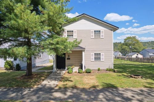 421 Forest Ave, Maysville, KY, 41056-1301 | Card Image