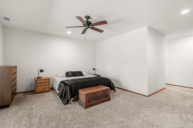 26_2295 w evans creek road - 25 | Image 18