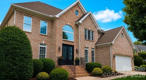 8921 Whittingham Dr, Waxhaw, NC, 28173-6582 | Card Image