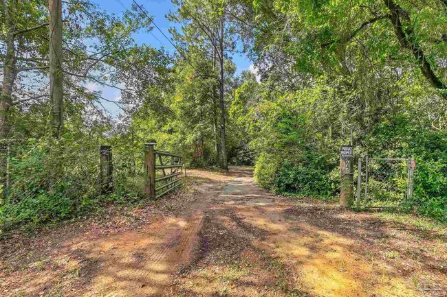 6640 Frank Reeder Rd, House other with 3 bedrooms, 2 bathrooms and 1 parking in Pensacola FL | Image 40