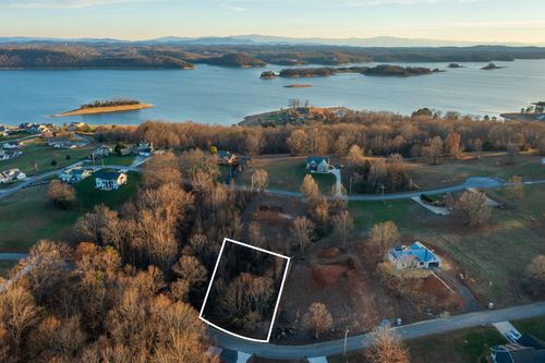 199 Woodstock Dr, Rutledge, TN, 37861-5948 | Card Image