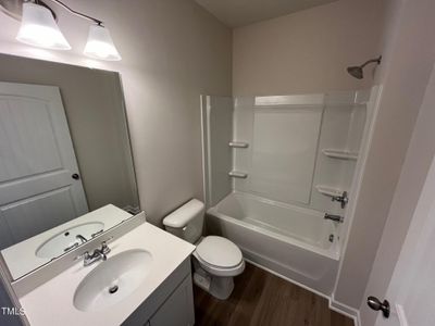 Bathroom | Image 3