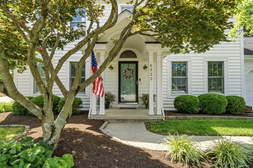 6323 Westbrook Pl, Worthington, OH, 43085-3320 | Card Image