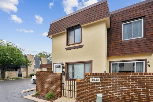 4038 W Almansa Lane, Oak Lawn, IL, 60453 | Card Image