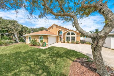 50 Tina Maria Circle, House other with 3 bedrooms, 2 bathrooms and null parking in Ponce Inlet FL | Image 1