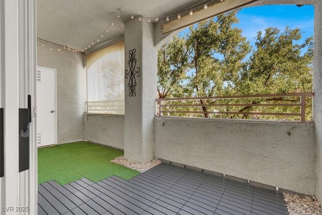 2024 - 5655 E Sahara Ave, Condo with 3 bedrooms, 2 bathrooms and null parking in Las Vegas NV | Image 18