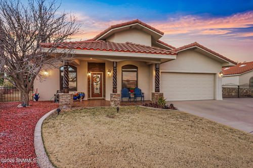 3817 Jack Nicklaus Dr, Las Cruces, NM, 88011-3912 | Card Image