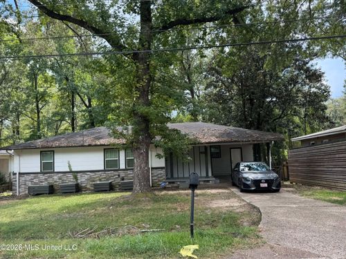 405 Cummins St, Jackson, MS, 39204-5533 | Card Image