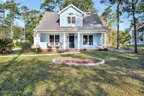 6472 Rolling Run Rd, Southport, NC, 28461-8302 | Card Image