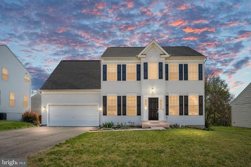 18 Indian Wood Ln, FREDERICKSBURG, VA, 22405-1834 | Card Image