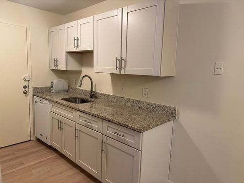 apt-14-52 Village Brook Ln, Natick, MA, 01760-3822 | Card Image