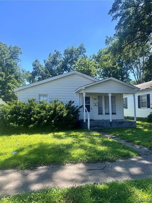112 W Davidson Ave, Chaffee, MO, 63740-1419 | Card Image