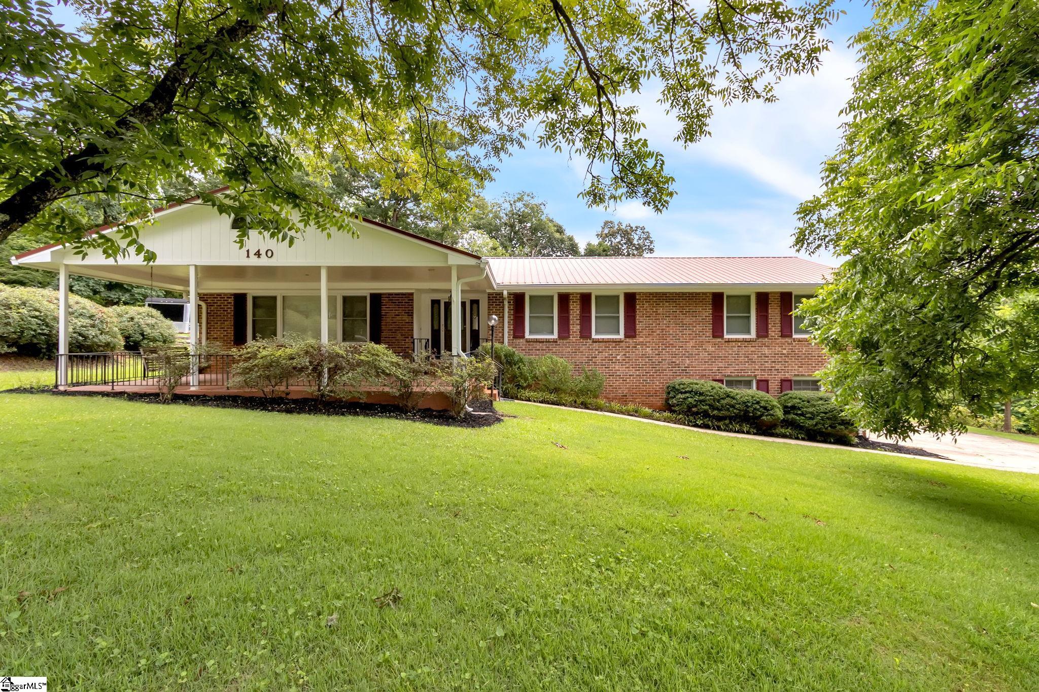 Forestville Rd, Travelers Rest, SC 29690
