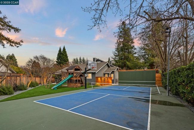 17 Canary Ct, House other with 6 bedrooms, 4 bathrooms and 3 parking in Danville CA | Image 6