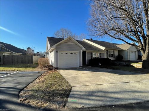 3131 Woodpoint St, Jamestown, NC, 27282-7512 | Card Image