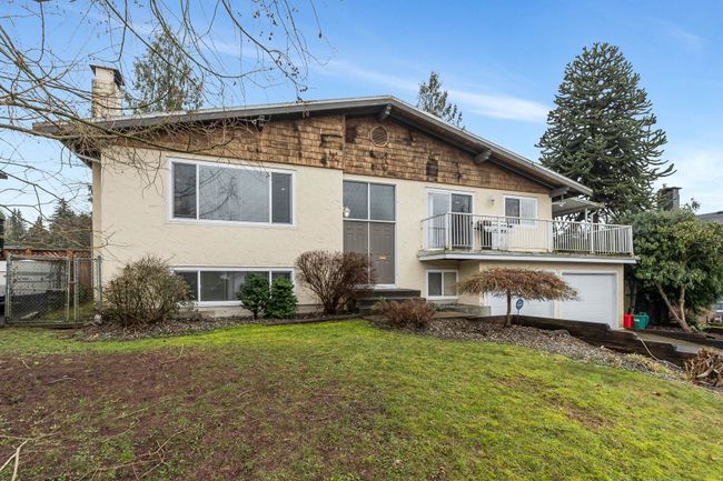 22756 Reid Avenue, House other with 5 bedrooms, 2 bathrooms and 6 parking in Maple Ridge BC | Image 1