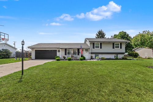 1453 Rosedale Ave, Bucyrus, OH, 44820 | Card Image