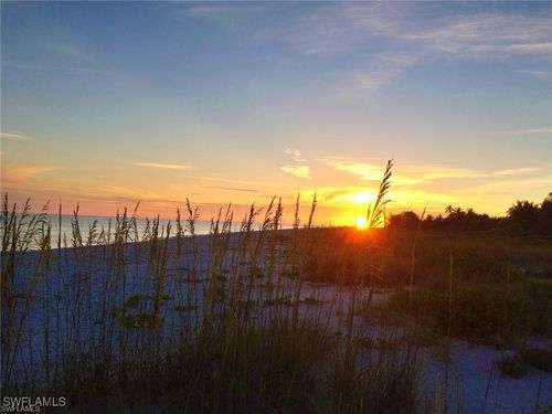 647 Rabbit Rd, Sanibel, FL, 33957-3013 | Card Image