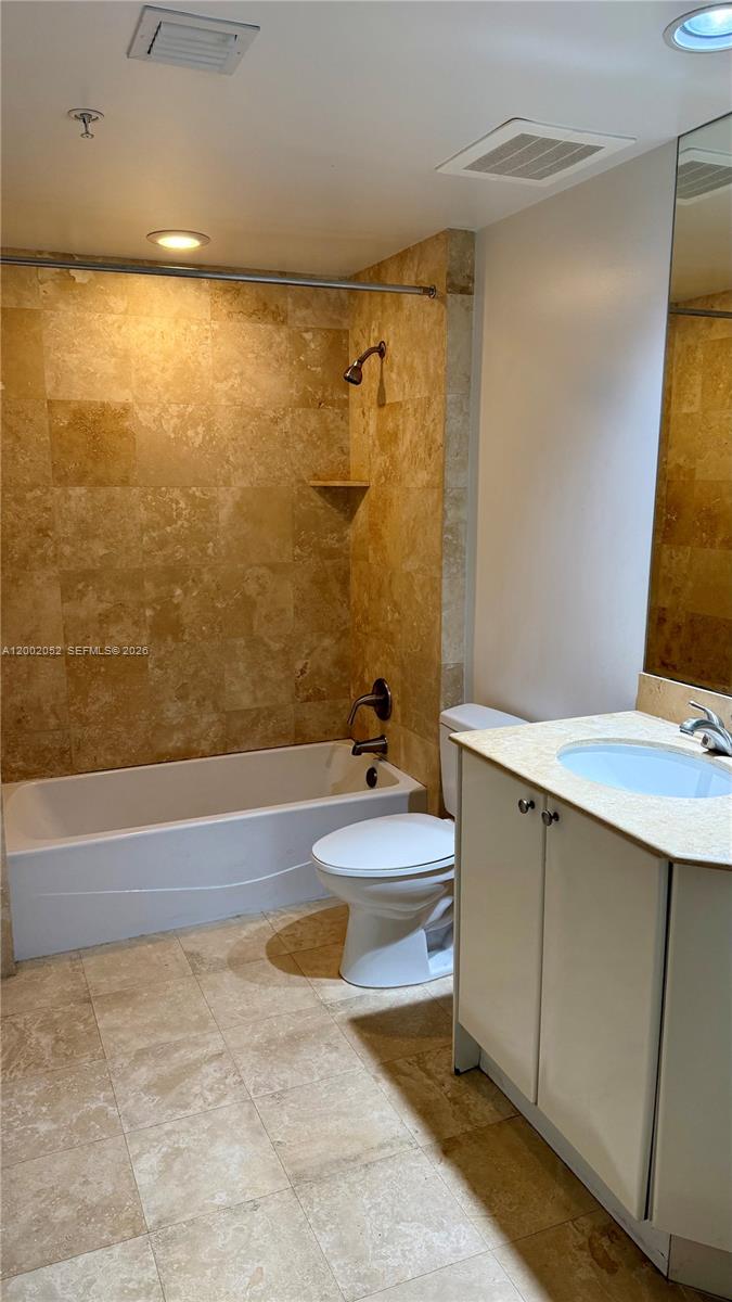Residential in Hallandale Beach 4