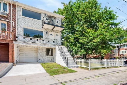 6633 Avenue M, Brooklyn, NY, 11234-5545 | Card Image