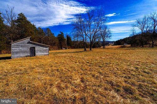 4 Shuler Ln, STANLEY, VA, 22851 | Card Image