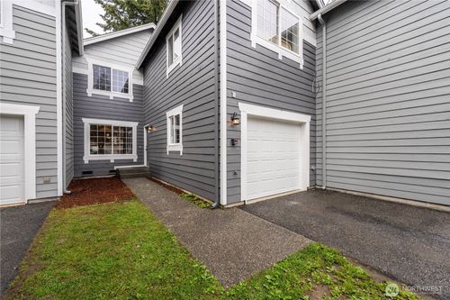 apt-b-6916 Rainier Dr, Everett, WA, 98203-5186 | Card Image
