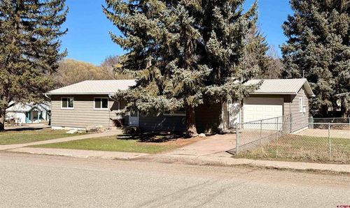 1112 2nd St, Paonia, CO, 81428-8422 | Card Image