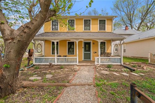 1100 New York Street, Lawrence, KS, 66044 | Card Image