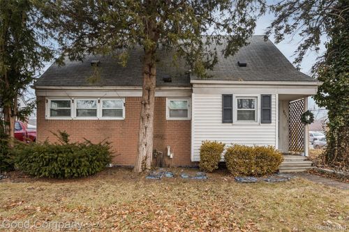 20315 Lancaster St, Harper Woods, MI, 48225-1631 | Card Image